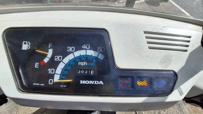 Lot 199 - MHW 870Y - 1982 HONDA NH80 79CC MOPED / MOTORCYCLE