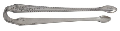 Lot 153 - A PAIR OF 19TH CENTURY GEORGIAN HALLMARKED SILVER SUGAR TONGS