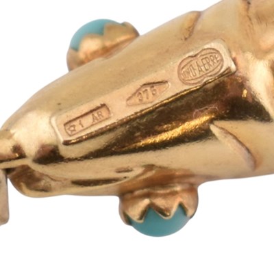 Lot 13 - ITALIAN HALLMARKED 9CT GOLD FISH PENDANT
