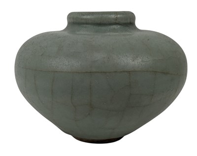 Lot 74 - MING LONGQUAN CELADON OIL JARLET 宋 龙泉青釉小罐