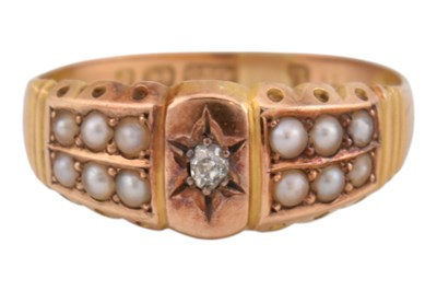 Lot 39 - VICTORIAN HALLMARKED 15CT GOLD, PEARL & DIAMOND RING