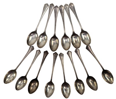 Lot 136 - COLLECTION OF HALLMARKED SILVER TEASPOONS INCLUDING GEORGE V SILVER TEASPOONS
