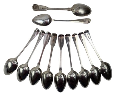 Lot 28 - COLLECTION OF 11 GEORGIAN & VICTORIAN HALLMARKED SILVER TABLE SPOONS