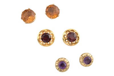 Lot 469 - COLLECTION OF YELLOW METAL & GOLD GEM SET EARRINGS