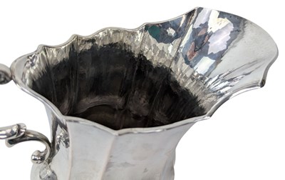 Lot 15 - 20TH CENTURY ITALIAN VENETIAN 800 SILVER PLANISHED WATER PITCHER