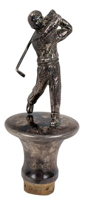 Lot 149 - LATE 20TH CENTURY HALLMARKED SILVER WINE STOPPER IN FORM OF A GOLFER