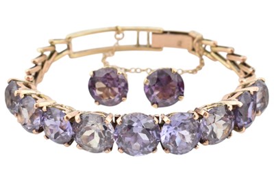 Lot 121 - 9CT GOLD & SYNTHETIC SAPPHIRE BRACELET & EARRINGS