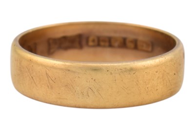 Lot 534 - 1970 HALLMARKED 18CT GOLD BAND RING