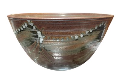 Lot 306 - DAVID LLOYD-JONES (BRITISH 1928-1994) - LARGE STUDIO ART POTTERY BOWL