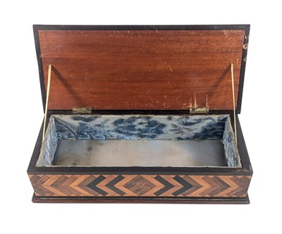 Lot 165 - 19TH CENTURY PARQUETRY INLAID GLOVE BOX