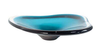 Lot 191 - STUDIO GLASS - BOWL IN THE MANNER OF PAUL KEDELV