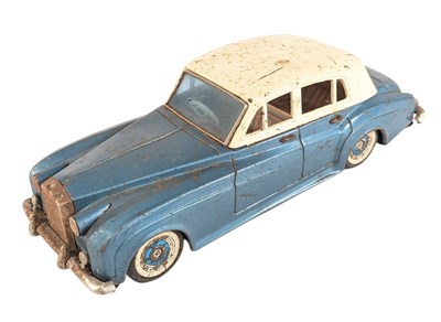 Lot 143 - TINPLATE TOYS - VINTAGE 1950s TINPLATE ROLLS ROYCE SILVER CLOUD