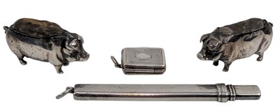 Lot 165 - VICTORIAN HALLMARKED SILVER VINAIGRETTE & EDWARD VII SILVER PENCIL CASE