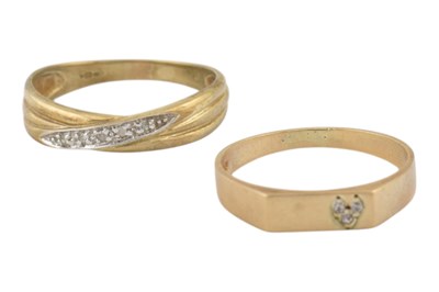 Lot 326 - TWO HALLMARKED 9CT GOLD & DIAMOND RINGS