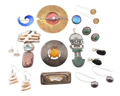 Lot 313 - COLLECTION OF SILVER & WHITE METAL JEWELLERY
