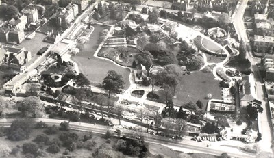 Lot 124 - FORMER BRISTOL ZOO GARDENS - 1950S BLACK & WHITE AERIAL VIEW