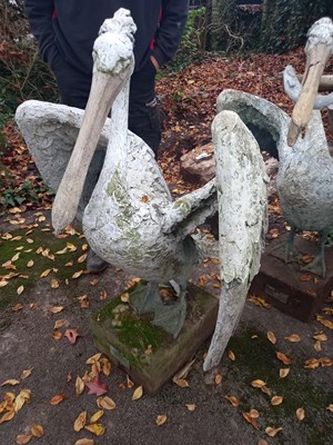 Lot 242 - FORMER BRISTOL ZOO GARDENS - ORIGINAL PELICAN SCULPTURE FROM LAKES