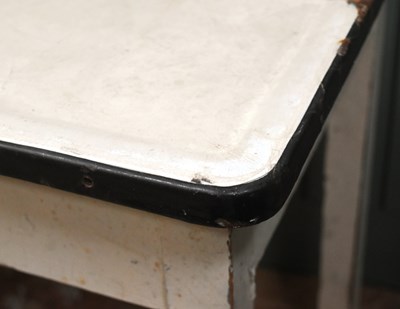 Lot 244 - FORMER BRISTOL ZOO GARDENS - 1930S VETERINARIAN TABLE