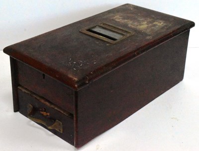 Lot 251 - FORMER BRISTOL ZOO GARDENS - EDWARDIAN OAK COUNTER-TOP TILL