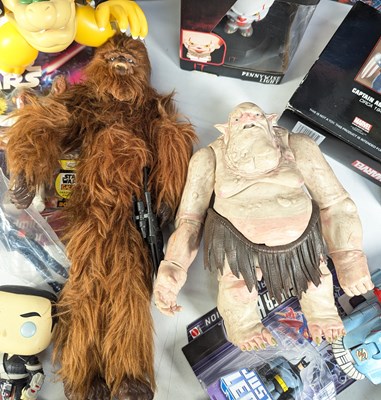 Lot 604 - RETRO TOYS - COLLECTION OF VINTAGE FIGURES TOYS & GAMES