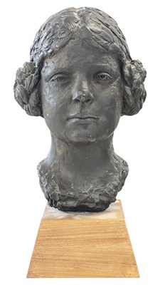 Lot 438 - ERNEST PASCOE (BRITISH 1922-1996) - 20TH CENTURY PLASTER CAST OF A YOUNG GIRL