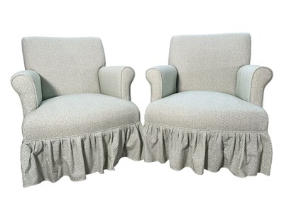 Lot 134 - PAIR OF MODERN DESIGNER'S STRIPED ARMCHAIRS