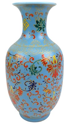 Lot 136 - CHINESE YONGZHENG MARK VASE WITH POLYCHROME FOLIATE MOTIF VASE 雍正款 青釉珐琅彩花卉瓶