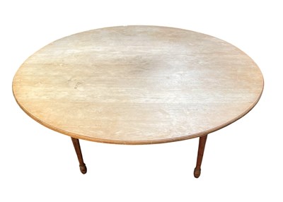 Lot 321 - LARGE 19TH CENTURY FRUITWOOD CIRCULAR DINING TABLE
