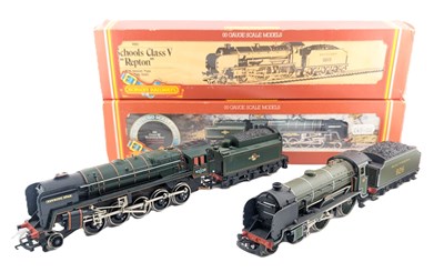 Lot 87 - MODEL RAILWAY - x2 BOXED HORNBY OO GAUGE LOCOMOTIVE ENGINES