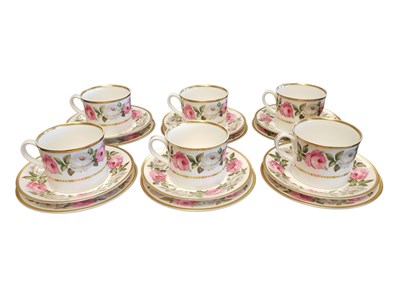 Lot 143 - ROYAL WORCESTER - LATE 20TH CENTURY BONE CHINA ROYAL GARDEN PART COFFEE SERVICE