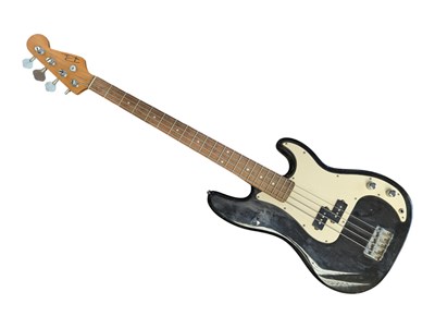 Lot 31 - LATE 20TH CENTURY VINTAGE RIKS BASS GUITAR