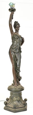 Lot 63 - LARGE ART NOUVEAU STYLE BRONZED RESIN & LUSTRE GLASS LADY FLOOR LAMP LIGHT