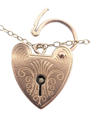 Lot 98 - 9CT GOLD CHAIN LINK HEART PADLOCK BRACELET