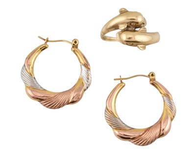 Lot 311 - A 9CT GOLD DOLPHIN RING & A PAIR OF CREOLE HOOP EARRINGS