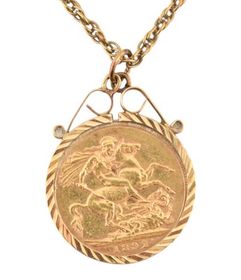 Lot 54 - VICTORIAN FULL GOLD SOVEREIGN PENDANT NECKLACE