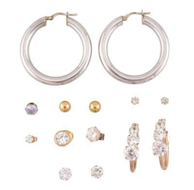 Lot 361 - ASSORTMENT OF GOLD & YELLOW METAL EARRINGS