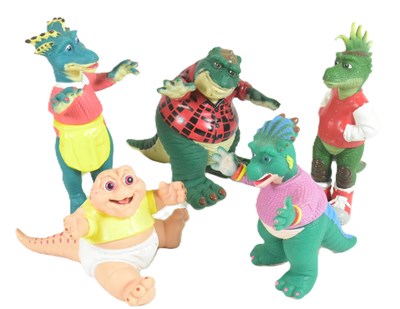 Lot 462 - THE SINCLAIR DINOSAUR SHOW - X5 VINTAGE DISNEY ACTION FIGURES