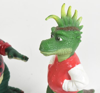 Lot 462 - THE SINCLAIR DINOSAUR SHOW - X5 VINTAGE DISNEY ACTION FIGURES