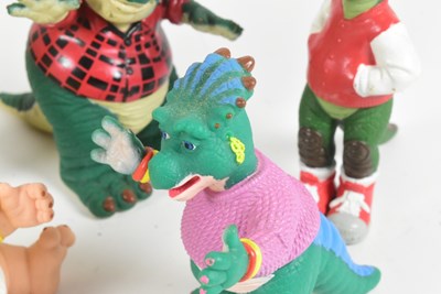 Lot 462 - THE SINCLAIR DINOSAUR SHOW - X5 VINTAGE DISNEY ACTION FIGURES