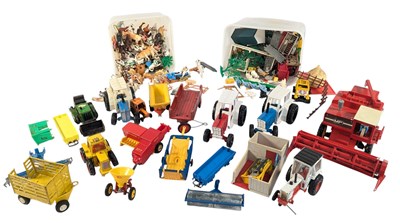Lot 64 - BRITAINS - COLLECTION OF DIECAST FARM MODELS & ANIMALS