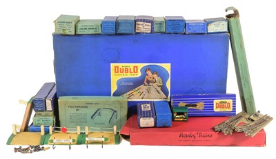 Lot 202 - MODEL RAILWAY - COLLECTION OF HORNBY DUBLO
