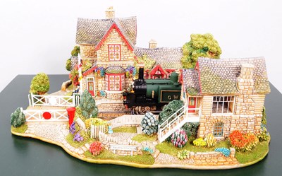 Lot 352 - LILLIPUT LANE - COLLECTION OF X14 MOSTLY BOXED FIGURES