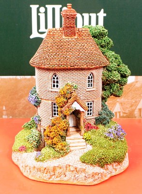 Lot 352 - LILLIPUT LANE - COLLECTION OF X14 MOSTLY BOXED FIGURES