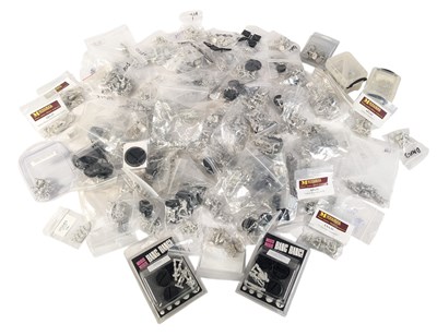 Lot 557 - WARGAMING MINIATURES - LARGE COLLECTION OF MILITARY FIGURES