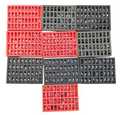 Lot 560 - WARGAMING MINIATURES - COLLECTION OF SCI-FI, FANTASY & WAR FIGURES