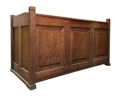 Lot 597 - ANDREW JOHN MILNE - 20TH CENTURY ARTS & CRAFTS OAK FIELDED PANELLED COFFER