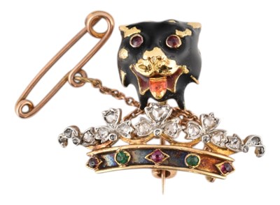 Lot 8 - EARLY 20TH CENTURY GOLD RUBY & EMERALD BROOCH PIN