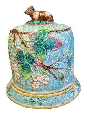 Lot 213 - 19TH CENTURY 1880 VICTORIAN MAJOLICA PORCELAIN CHEESE DISH & DOME