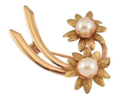 Lot 12 - ITALIAN 18CT GOLD & CULTURED PEARL FLOWER BROOCH PIN