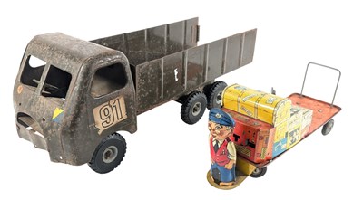 Lot 203 - TINPLATE TOYS - 1950s LINES BROTHERS TRI-ANG TRUCK & METTOY PORTER